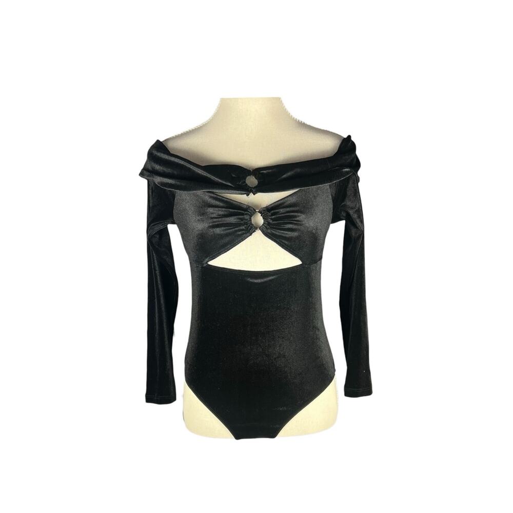 Glamorous Black Velvet Off Shoulder Cutout Bodysuit S Dark Glam Night Luxe Top